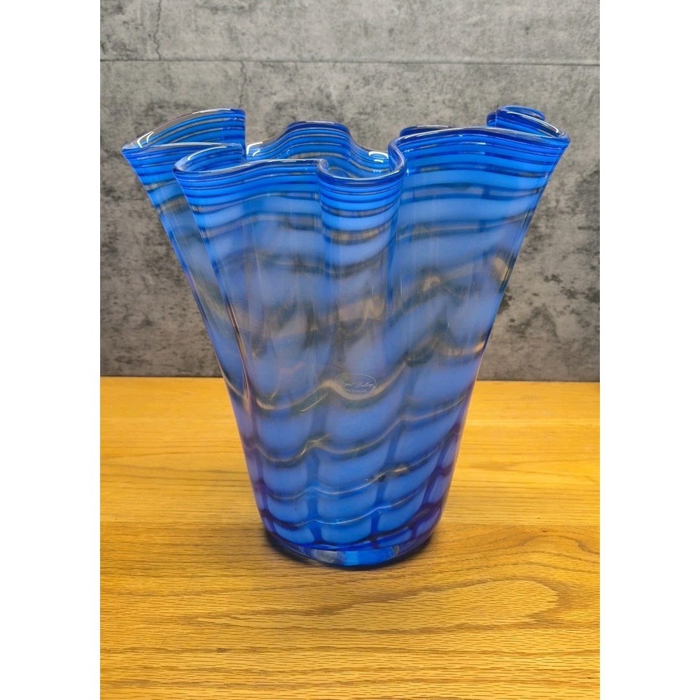 Royal‎ Gallery Vase